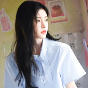 鞠婧祎
