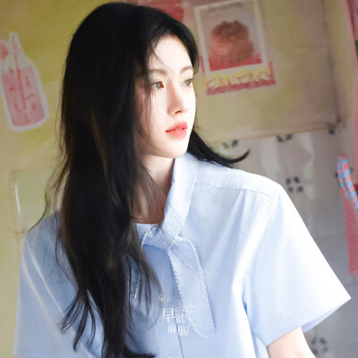 鞠婧祎