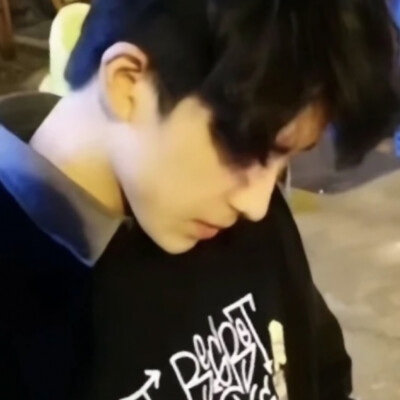 你离开以后我才晓得歌该咋个写