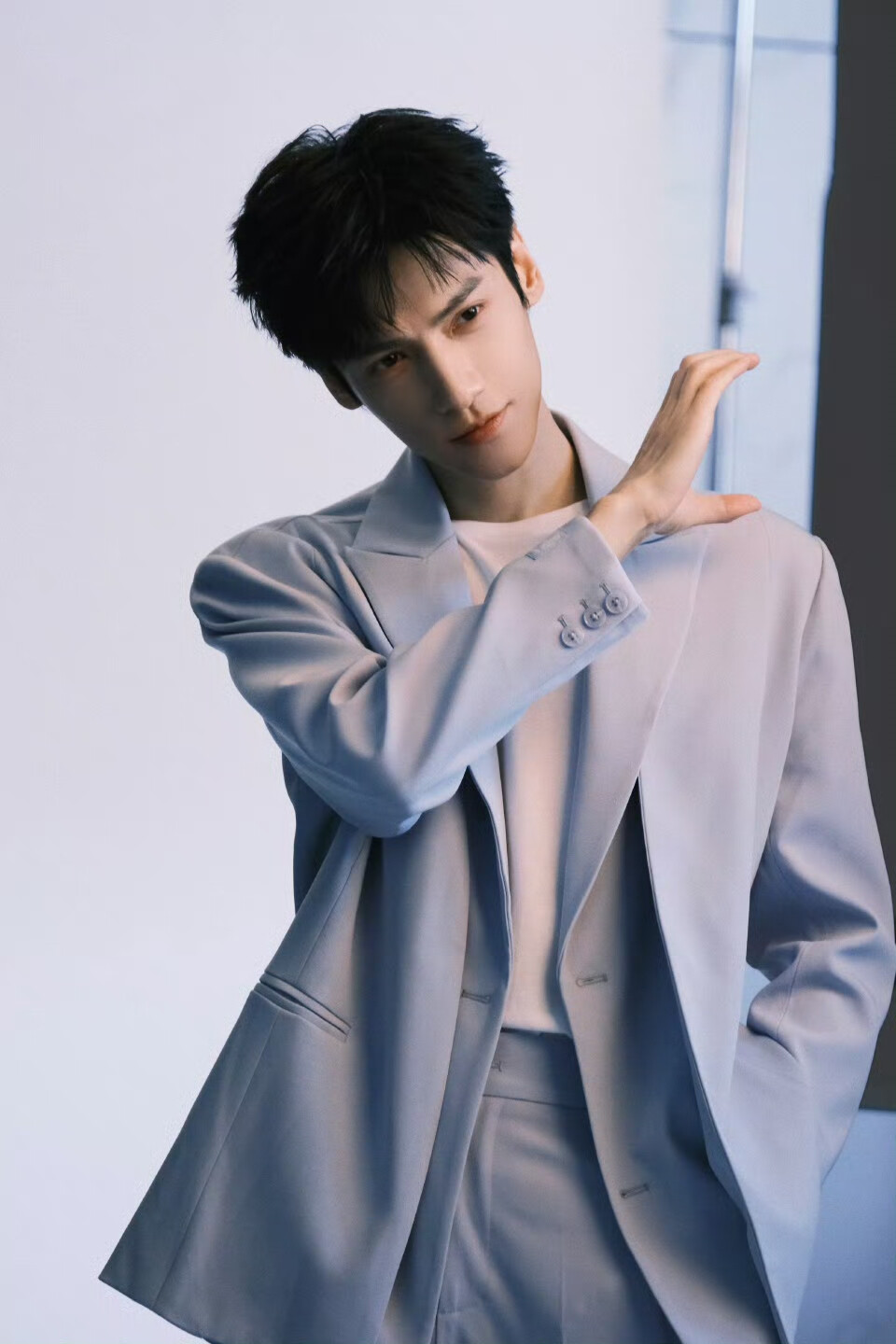 罗云熙