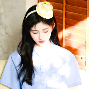鞠婧祎