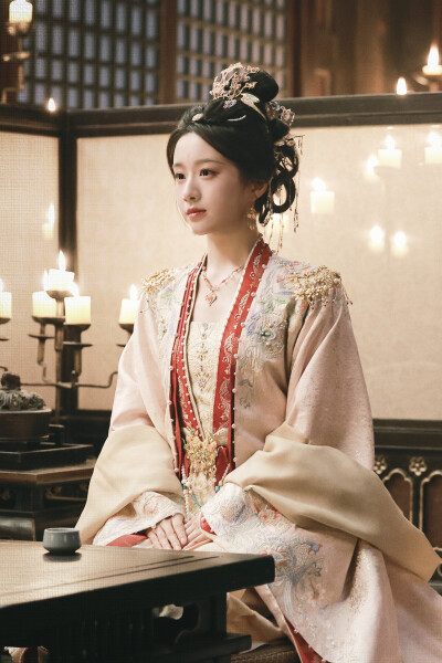 月明千里 李瑶英