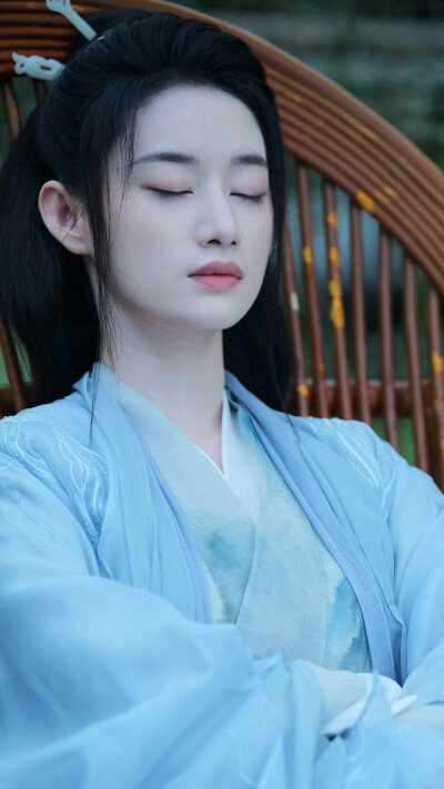 青川入梦 郭晓婷