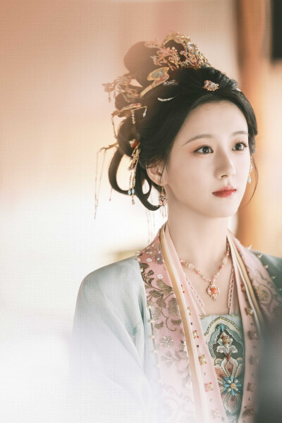 月明千里 李瑶英