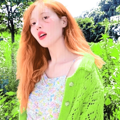 花应自由且热烈地盛放