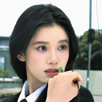 女头