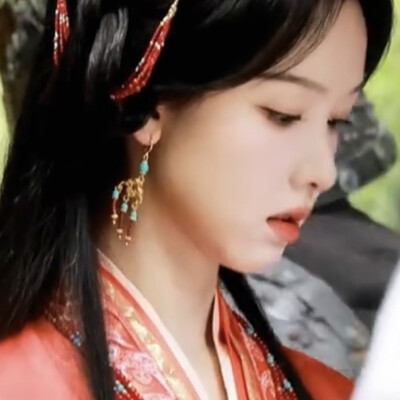 陈都灵