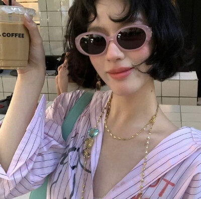 女头