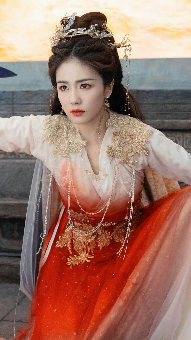 临江仙 李青月 花如月 白鹿