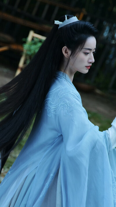 青川入梦 郭晓婷