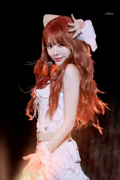 宮脇咲良 饭拍高清