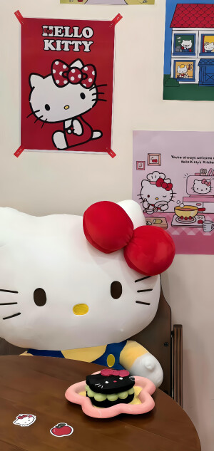 《三丽鸥》