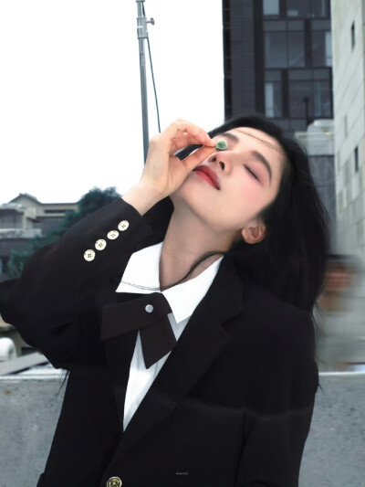 张婧仪头像套图