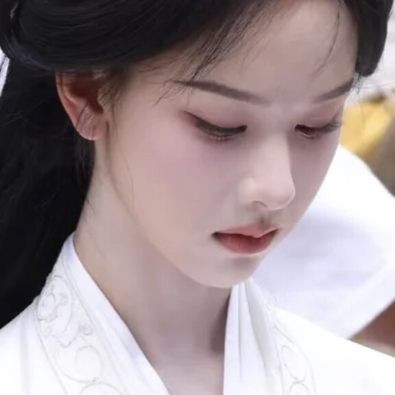 陈都灵