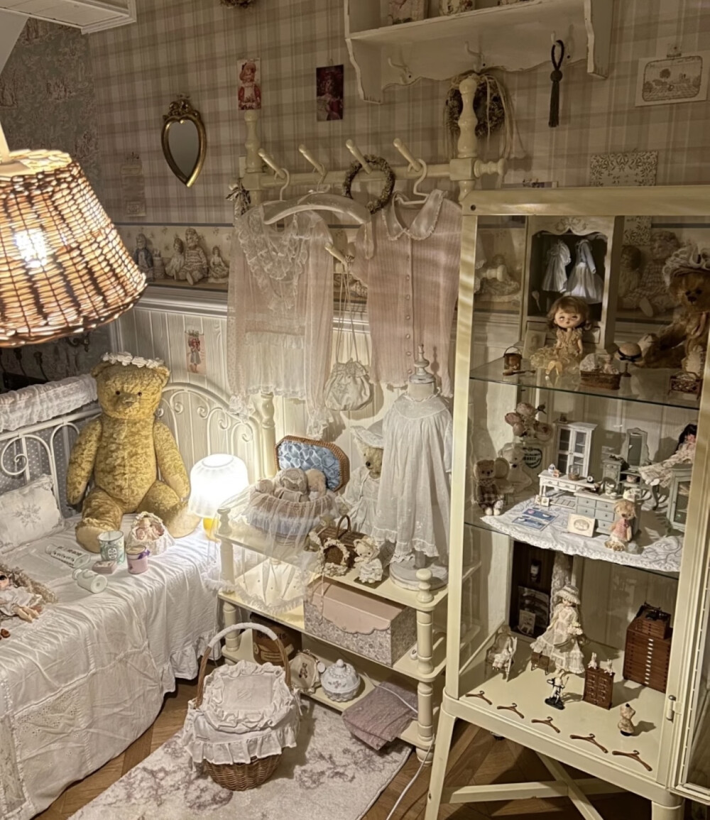 Lolita 玩偶屋 卧室