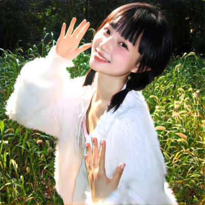 图源网络
侵权速删
头像|文案| “我开始迷信，期待你的掌纹里有我的命运”