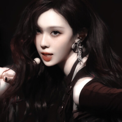 欲望是无法掌控的野火，要么計灰烬埋没清醒，要么在燎原前学会放手。
欲望はコントロールできない野火で、灰に目を覚まさせるか、燎原の前で手を放すてとを学ぶ。