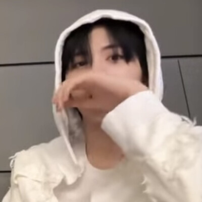 韩东旼