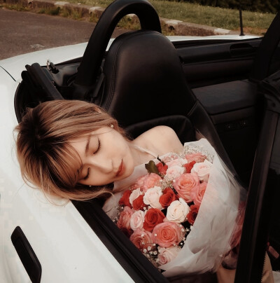 同じ空みつめてるあなたに