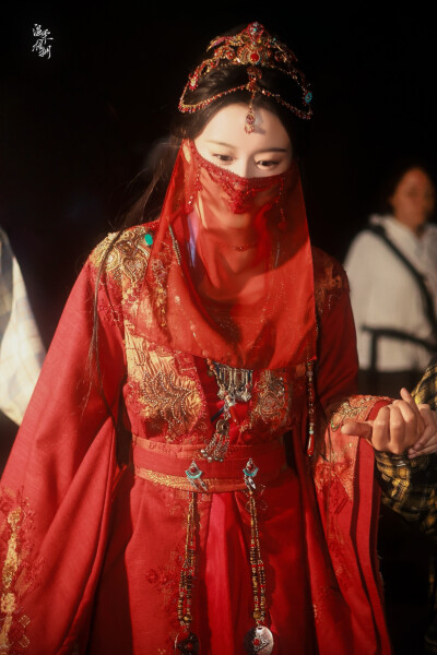 月明千里