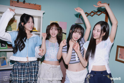 JUNE 21 , 2025 tripleS
GLOW 小分队一周年纪念ver.