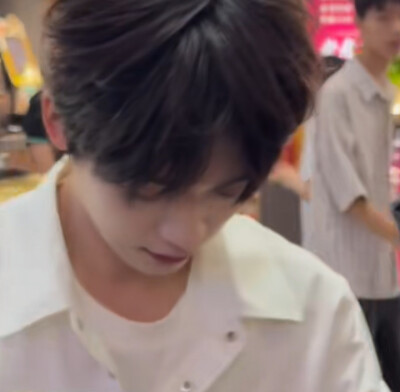梓渝 吴所畏