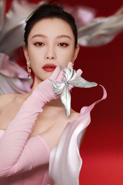 倪妮