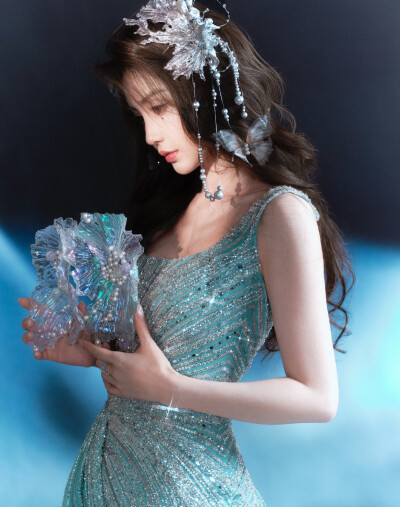杨颖