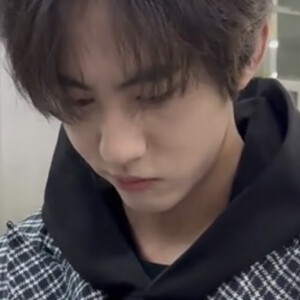 对你来说我变得不再特别了吗