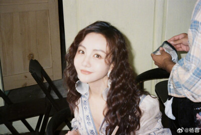 杨蓉