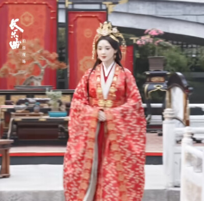 彭小苒