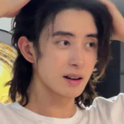 敖瑞鹏