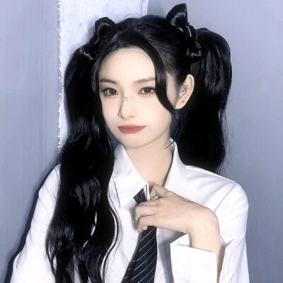 王怡人
