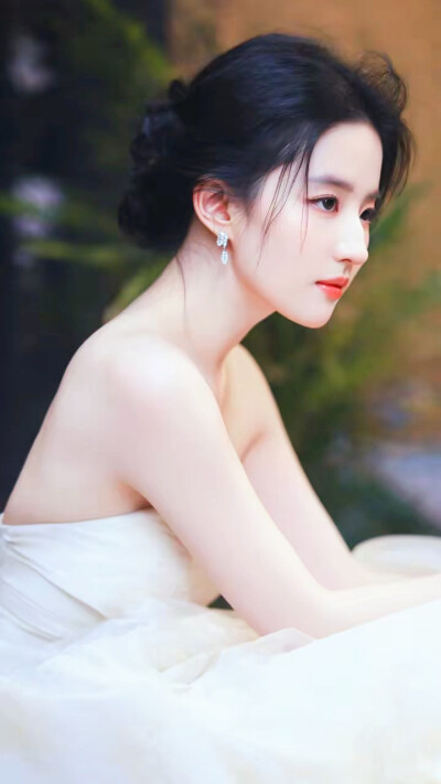 刘亦菲