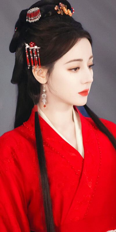 迪丽热巴