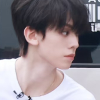 左航