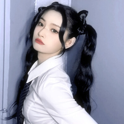 王怡人
