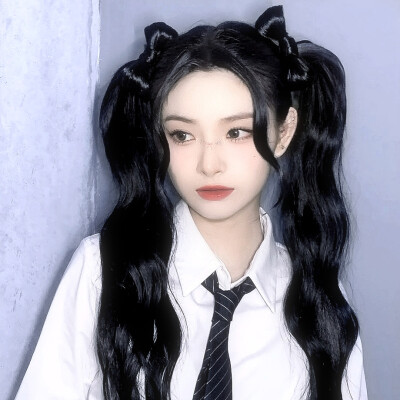 王怡人
