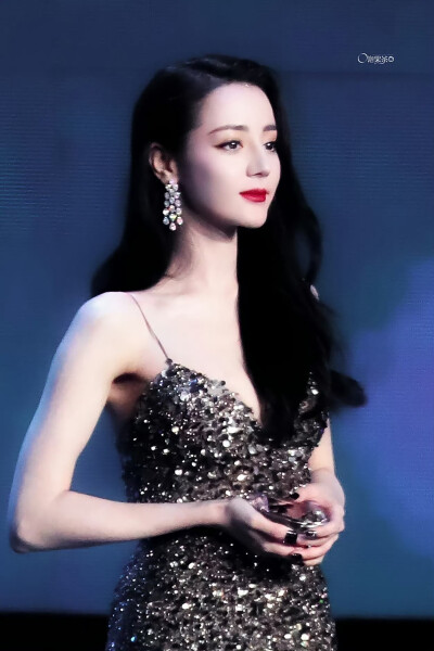 迪丽热巴