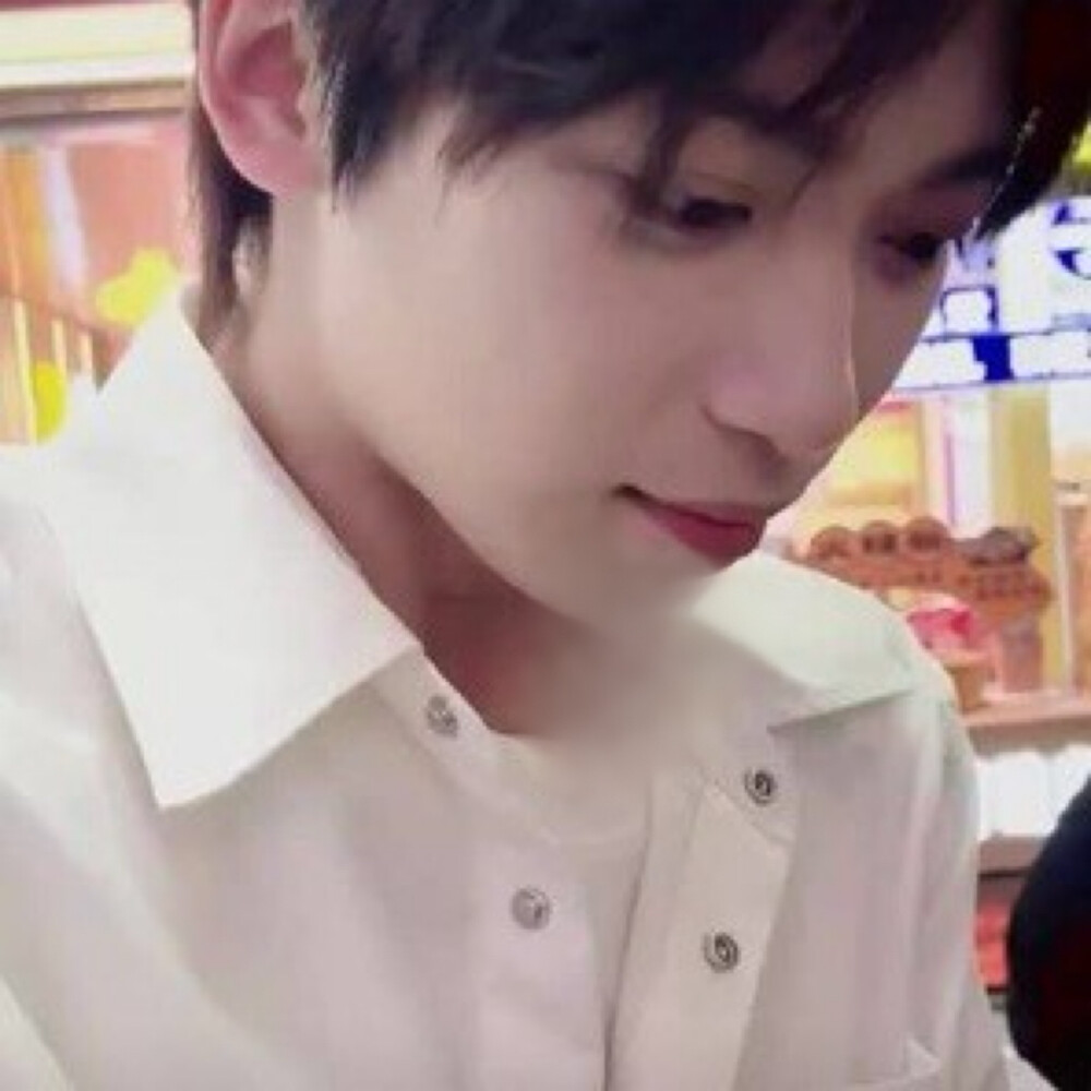 第一张的播放符号去得我好难受