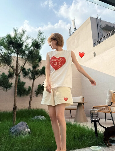 可爱的露思又发布了生活日常哟