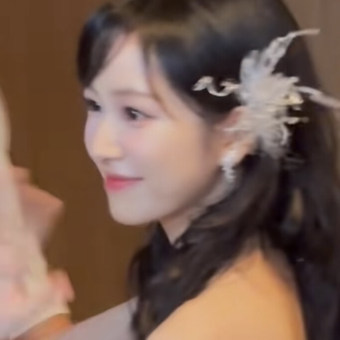 依旧