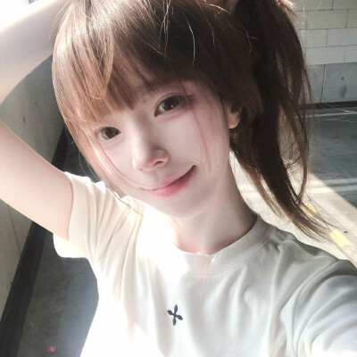 女头
二传头像注明出处