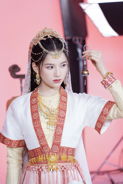 缇兰/紫簪（张婧仪饰）梦花廷