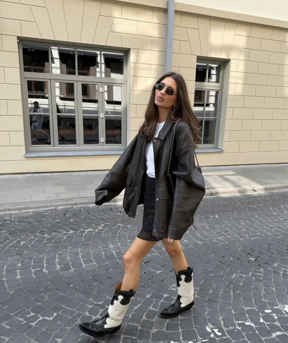 BY爱喝可乐的古娜小姐