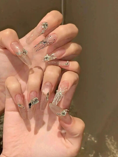 美甲