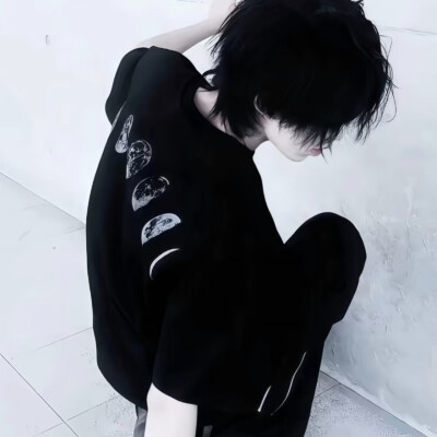 青年