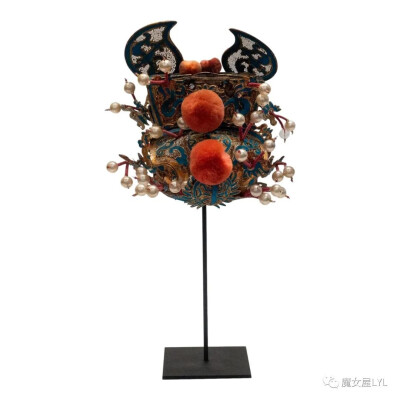 Vintage Chinese Opera Theatre Headdress, Early 20th Century
$2,750
