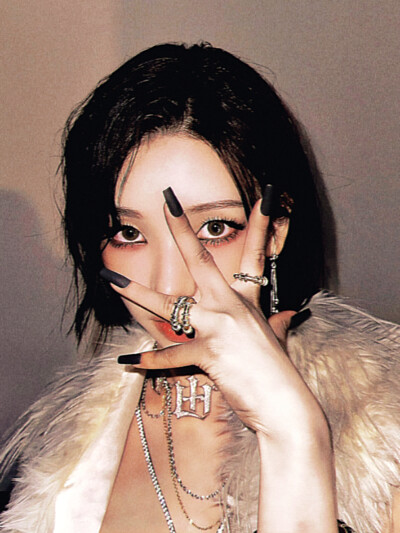 Allumer: 2s le feu情熱眼''4:00.残存蛇女