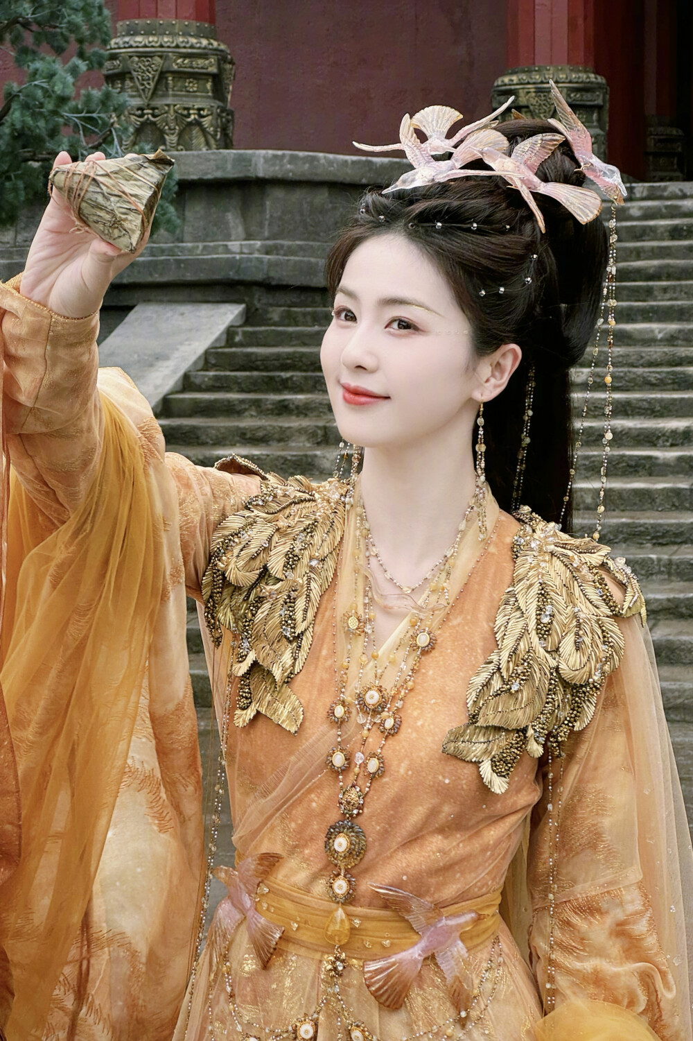 临江仙 花如月